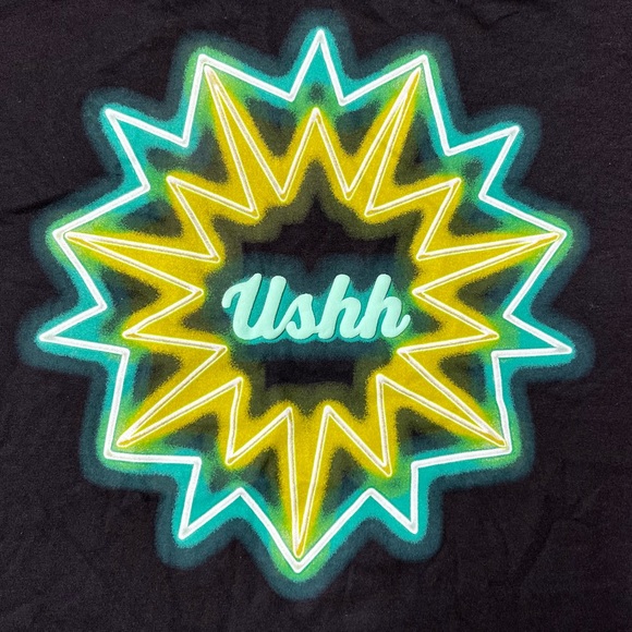 NWOT Usher Ushh Live The Colosseum Vegas Graphic T-Shirt in Black Unisex XL - Picture 2 of 7